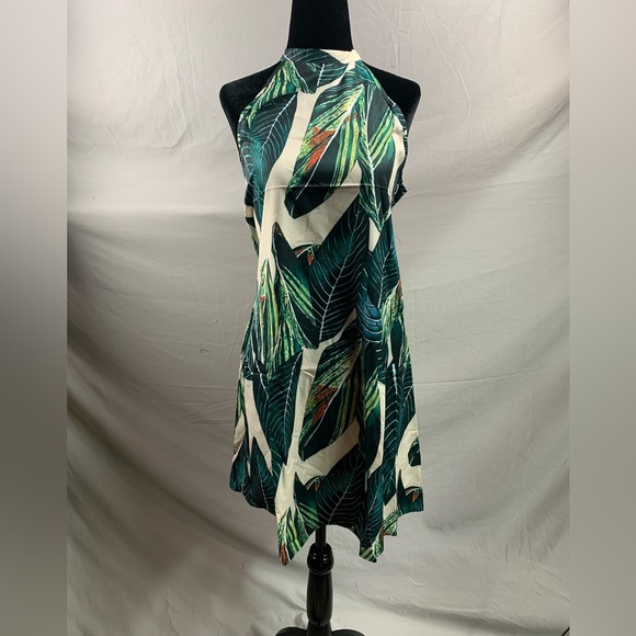 Tropical Print Tie Back Halter Dress - Picture 9 of 12